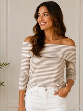 White House Black Market Neutral Striped Ribbed Tee Size Medium